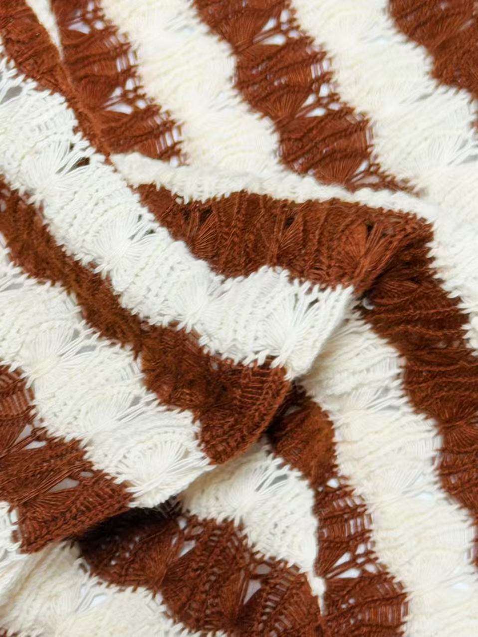 Thick Gauge Knitted Fabric